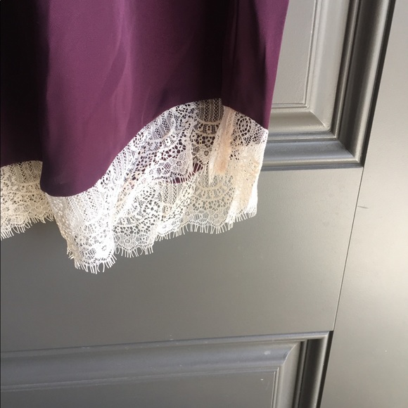 Lauren Conrad BNWT Burgundy Tie Back Lace Blouse S - Picture 5 of 10